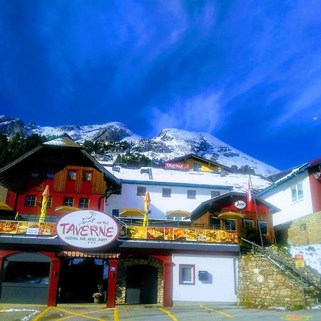 Party Hotel Taverne オーバータウエルン エクステリア 写真